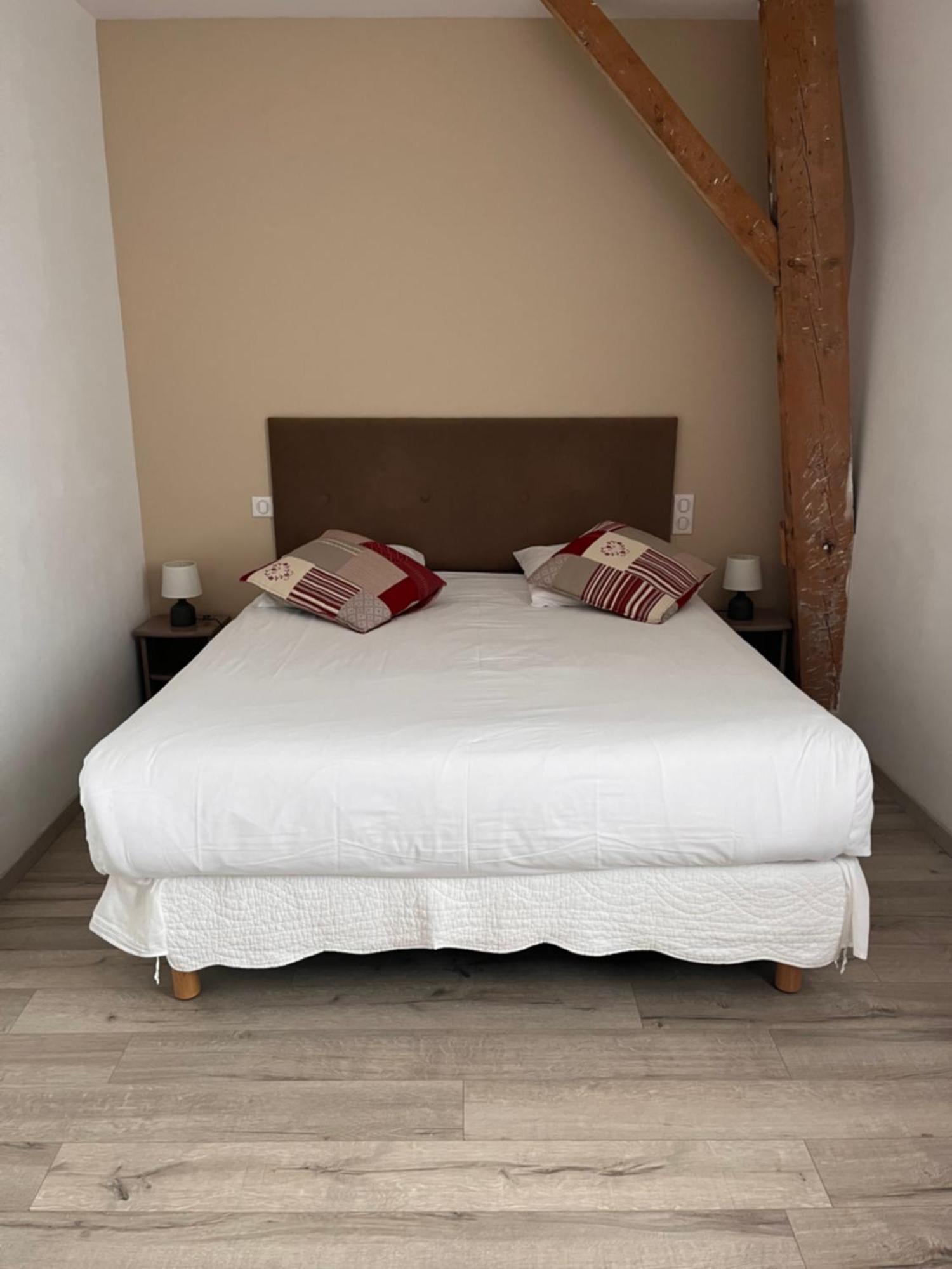 Chambres D'Hotes Noir Lion Peronne  Luaran gambar