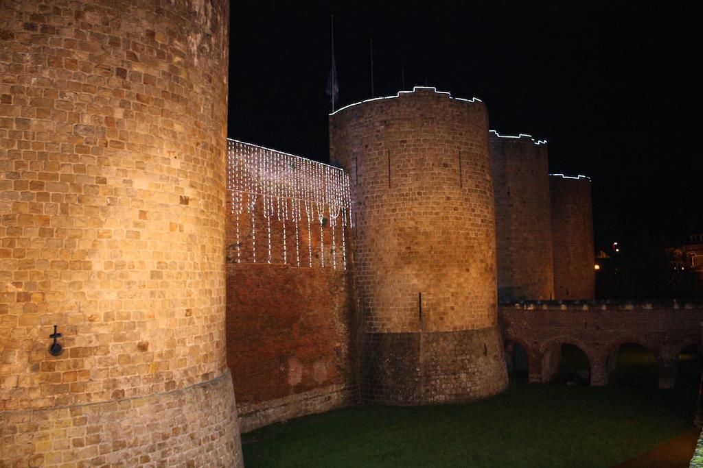 Chambres D'Hotes Noir Lion Peronne  Luaran gambar