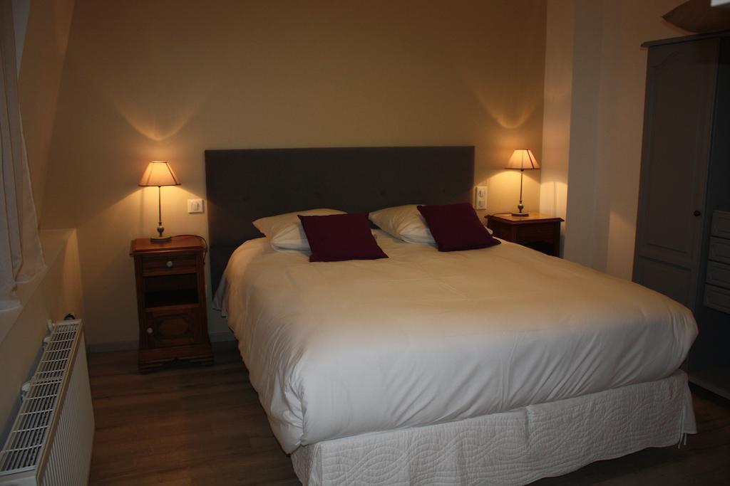 Chambres D'Hotes Noir Lion Peronne  Bilik gambar